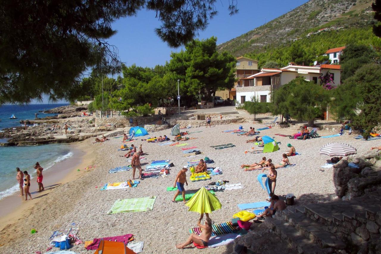 Apartments With A Parking Space Ivan Dolac, Hvar - 8797 المظهر الخارجي الصورة