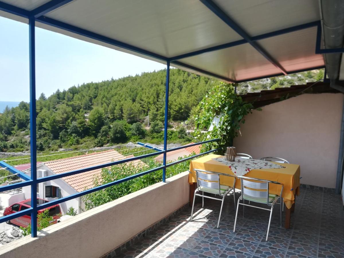 Apartments With A Parking Space Ivan Dolac, Hvar - 8797 المظهر الخارجي الصورة